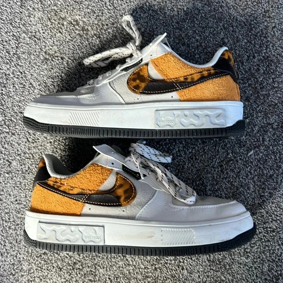 Nike Shoes - Nike react